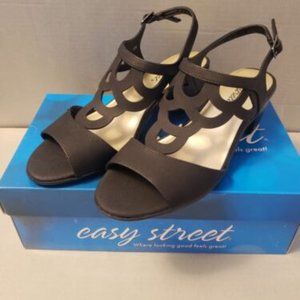 Easy Street Womens Shoes 9.5